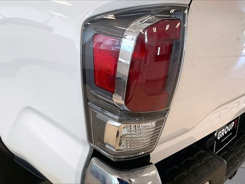 Used 2023 Toyota Tacoma TRD Off-Road AWD/4WD image 28