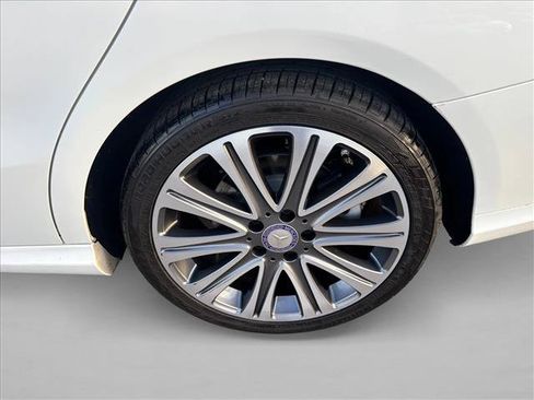 Used 2018 Mercedes-Benz CLA 250 image 20
