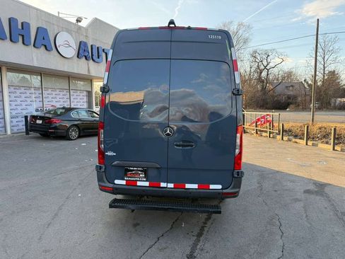 Used 2019 Mercedes-Benz Sprinter 170 image 5