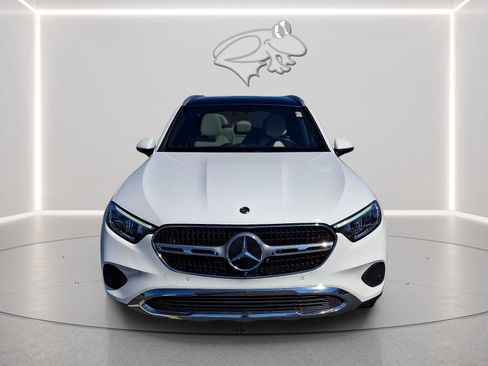 Used 2023 Mercedes-Benz GLC 300 4MATIC image 7