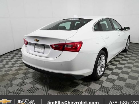 Used 2025 Chevrolet Malibu LT FWD image 3