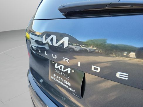 Certified 2023 Kia Telluride EX X-Line AWD/4WD image 32
