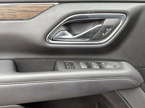 Used 2023 Chevrolet Tahoe Premier image 12