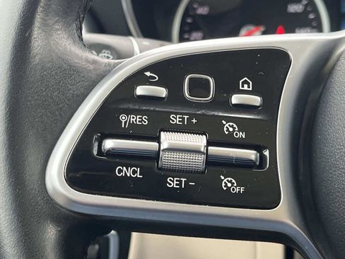 Certified 2021 Mercedes-Benz GLC 300 image 26