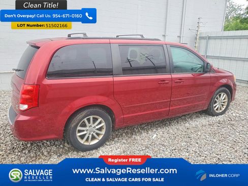 Used 2014 Dodge Grand Caravan SXT FWD image 4