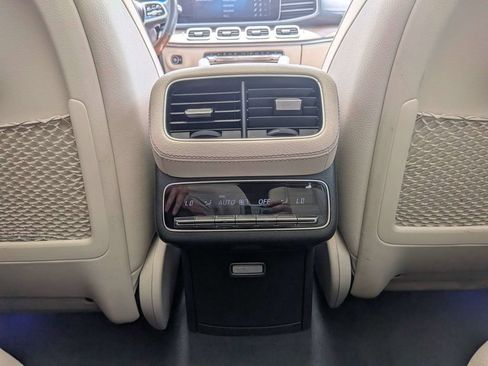 Used 2020 Mercedes-Benz GLS 450 4MATIC image 15
