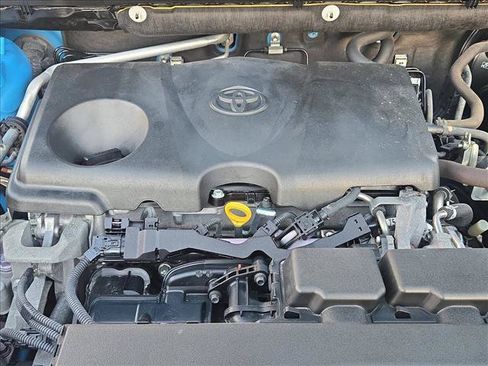 Used 2019 Toyota RAV4 XLE FWD image 23