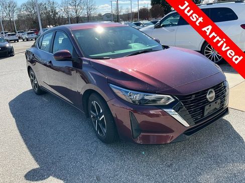 Used 2024 Nissan Sentra SV image 1