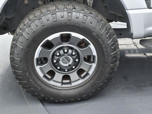 Used 2023 Ford F250 Lariat w/ Lariat Ultimate Package image 38