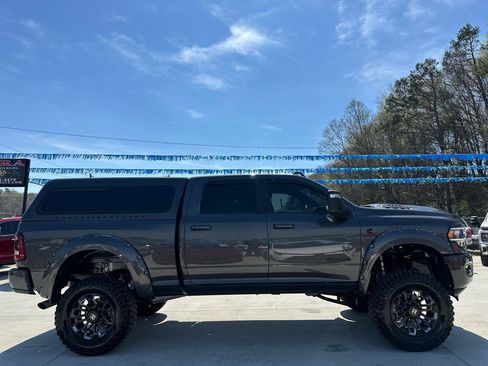Used 2024 RAM 3500 Laramie w/ Night Edition AWD/4WD image 8