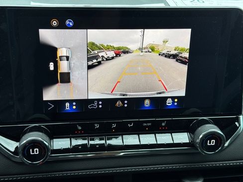 New 2025 Chevrolet Colorado LT w/ LT Convenience Package image 19