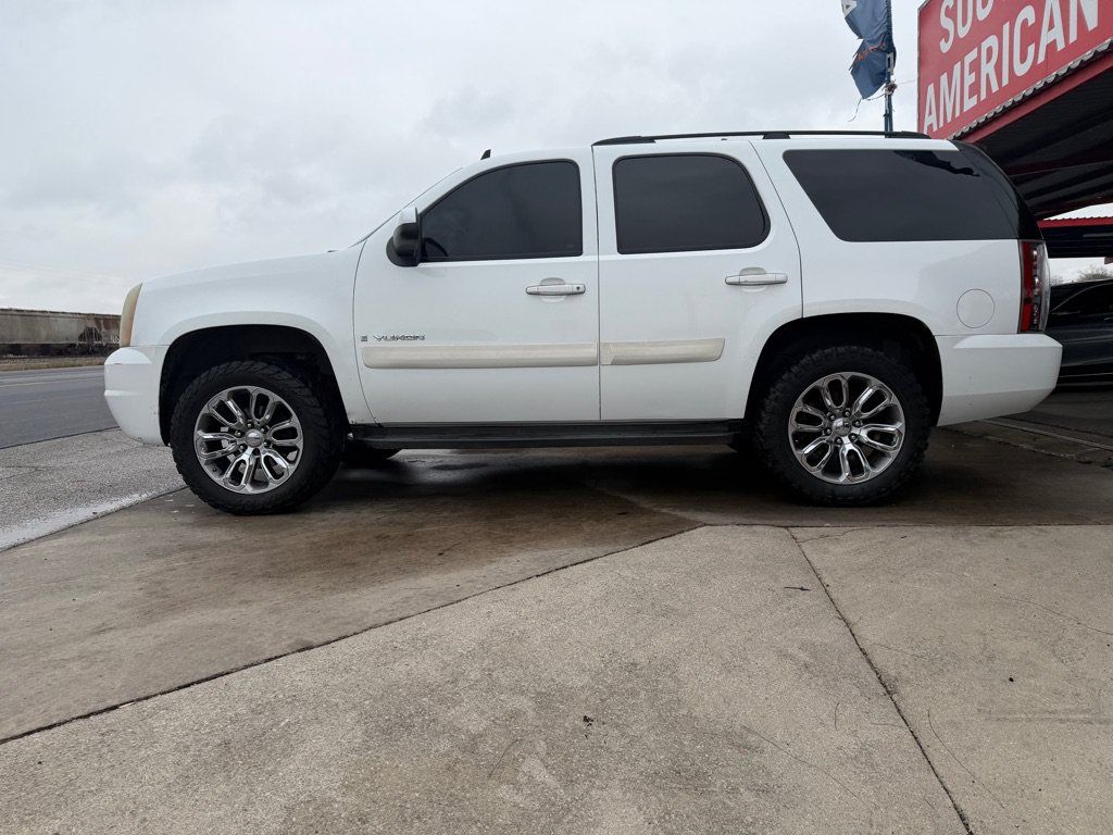 Used 2009 GMC Yukon SLE RWD image 12