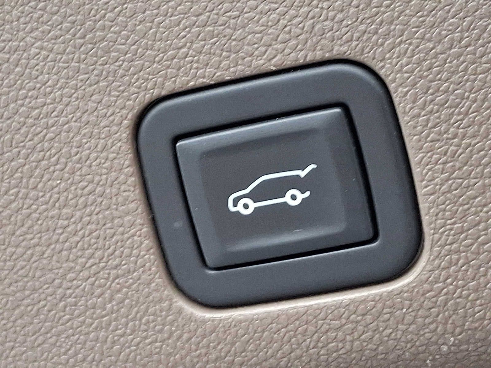 Used 2023 GMC Yukon Denali w/ Max Trailering Package AWD/4WD image 31