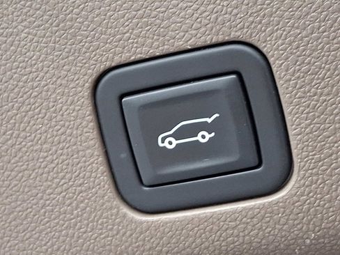 Used 2023 GMC Yukon Denali w/ Max Trailering Package AWD/4WD image 31