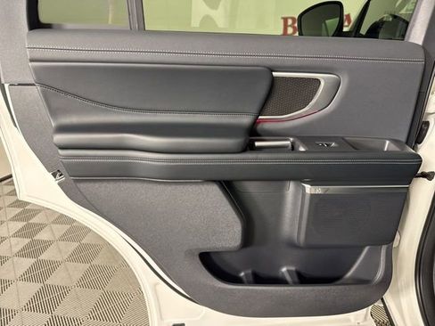 New 2025 Ford Expedition Platinum w/ Stealth Appearance Package image 20