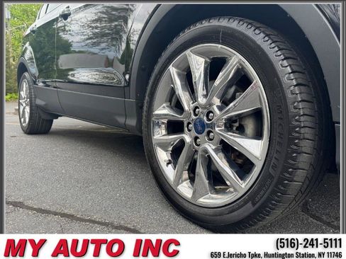 Used 2016 Ford Escape SE w/ SE Chrome Package AWD/4WD image 9