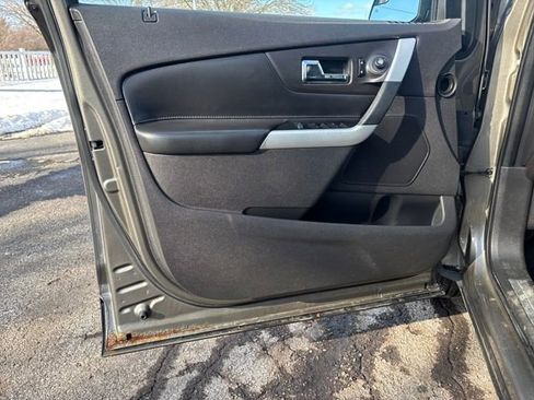 Used 2013 Ford Edge Limited image 11