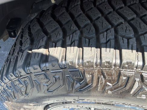 Used 2024 Ford Bronco Wildtrak AWD/4WD image 44