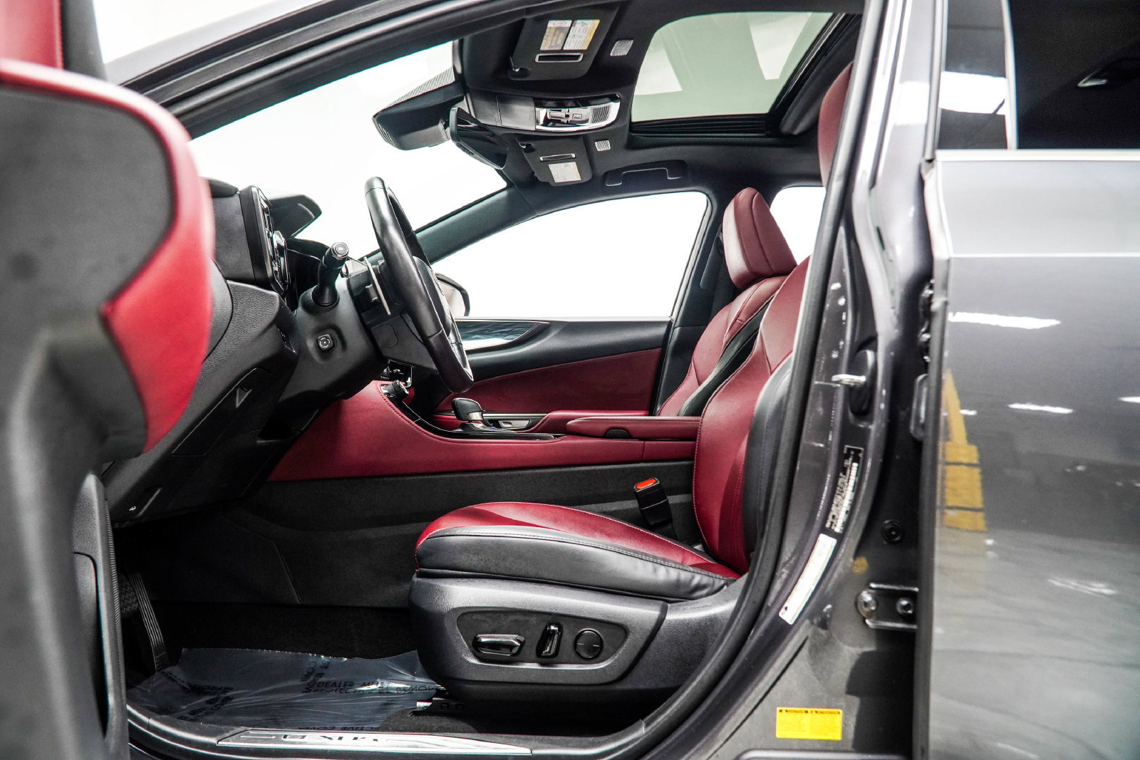 Used 2025 Lexus NX 250 FWD w/ Accessory Package (2T) image 36