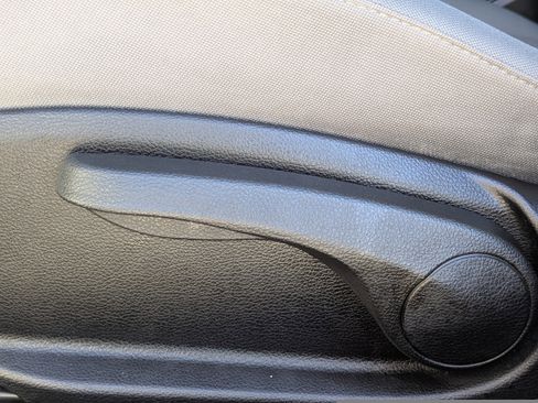 Certified 2017 Kia Forte LX w/ LX Popular Package image 23