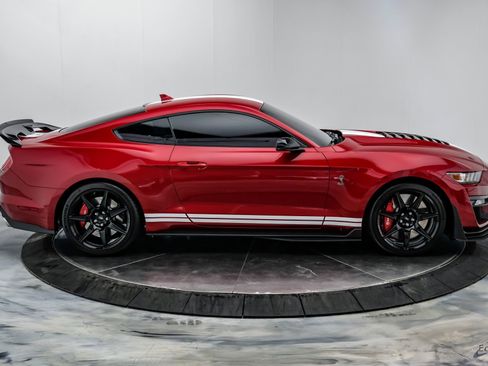 Used 2021 Ford Mustang Shelby GT500 w/ Carbon Fiber Handling Package RWD image 25