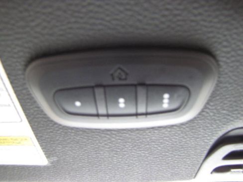 Used 2021 Jeep Wrangler Unlimited Sahara image 46