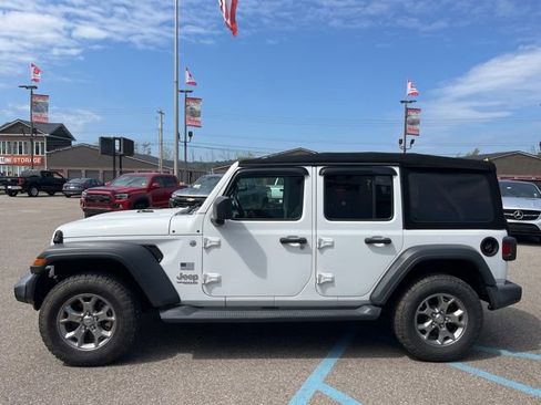 Used 2020 Jeep Wrangler Unlimited Sport image 7