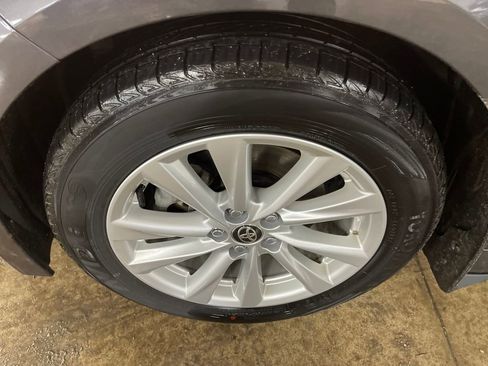 Certified 2024 Toyota Corolla SE image 25