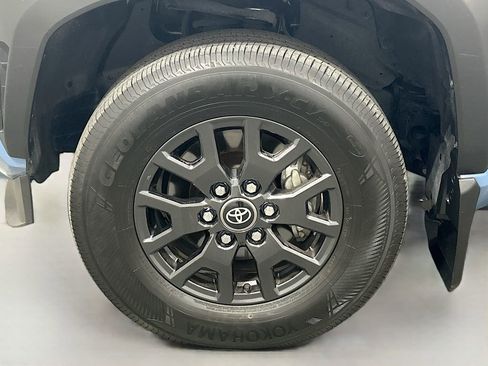 Used 2025 Toyota 4Runner SR5 RWD image 27