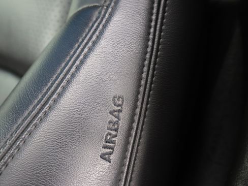 Used 2007 Chevrolet Corvette Coupe w/ Preferred Equipment Group image 33