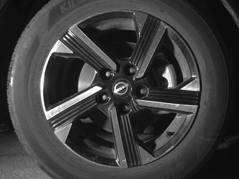 Used 2025 Nissan Sentra SV image 13