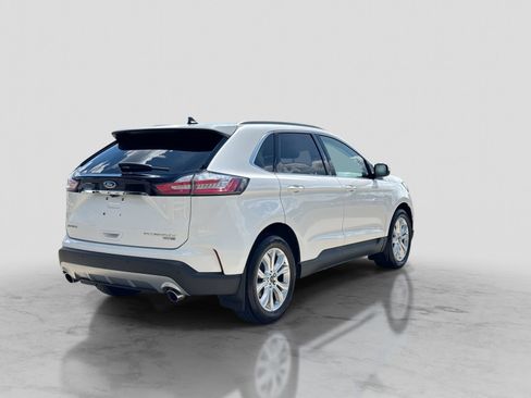 Used 2020 Ford Edge Titanium AWD/4WD image 8