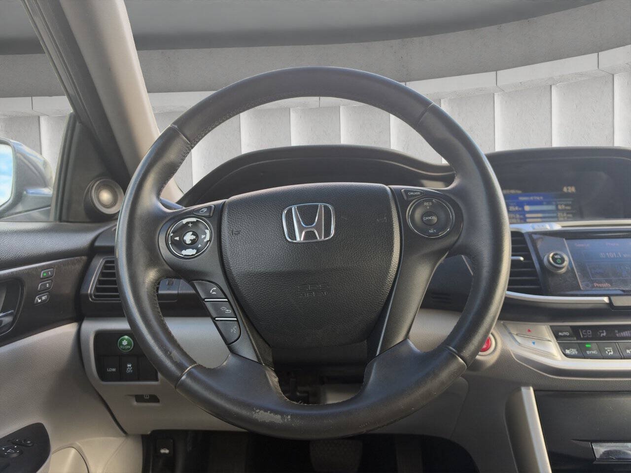 Used 2014 Honda Accord EX-L image 9