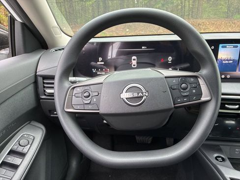 New 2026 Nissan Sentra SV w/ Floor Mat Package FWD image 18
