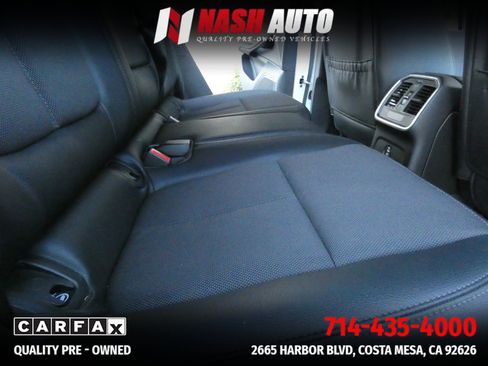 Used 2024 Porsche Macan AWD/4WD image 36