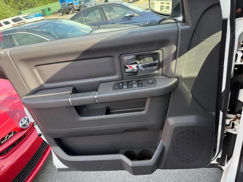 Used 2012 RAM 1500 Sport w/ Sport Premium Group image 21