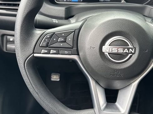 Certified 2025 Nissan Leaf S FWD image 16