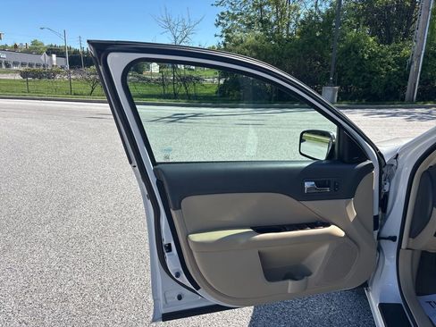 Used 2012 Ford Fusion SEL FWD image 7