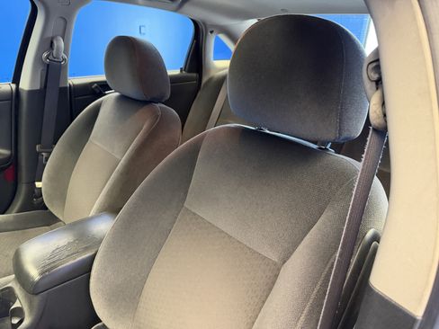 Used 2013 Chevrolet Impala LT w/ LT Sunroof Package FWD image 12