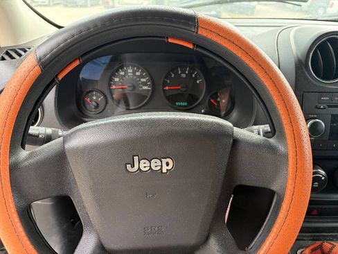 Used 2010 Jeep Patriot Sport FWD image 16