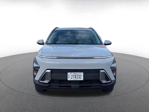 Used 2025 Hyundai Kona SEL image 4