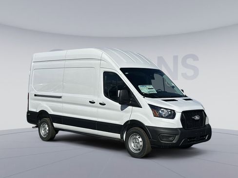 New 2026 Ford Transit 250 Base w/ Load Area Protection Package image 10