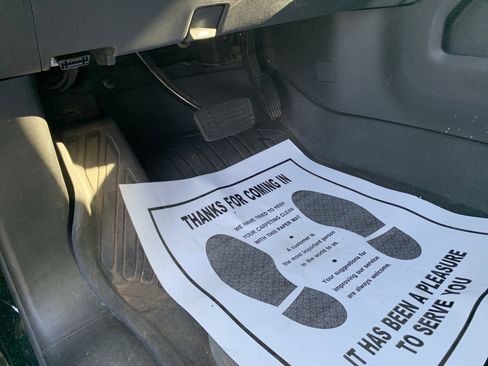 Used 2019 GMC Sierra 1500 Elevation w/ Elevation Value Package image 17