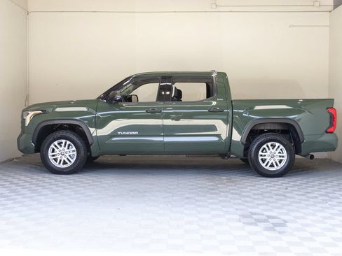 Used 2022 Toyota Tundra SR5 w/ Convenience Package RWD image 7