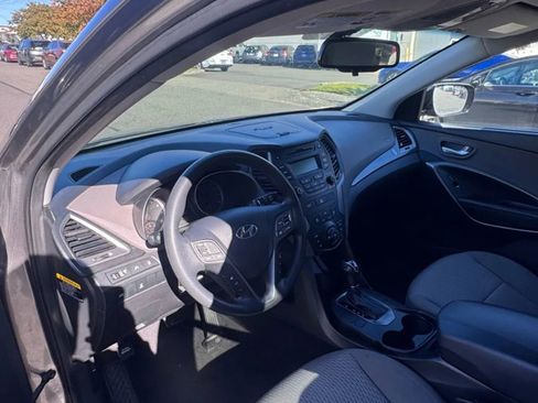 Used 2014 Hyundai Santa Fe Sport image 18