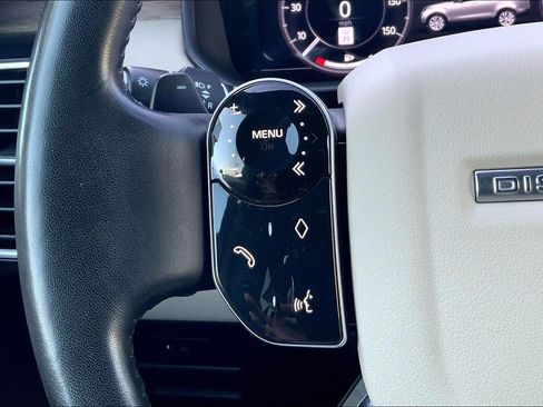 Used 2019 Land Rover Discovery HSE AWD/4WD image 23