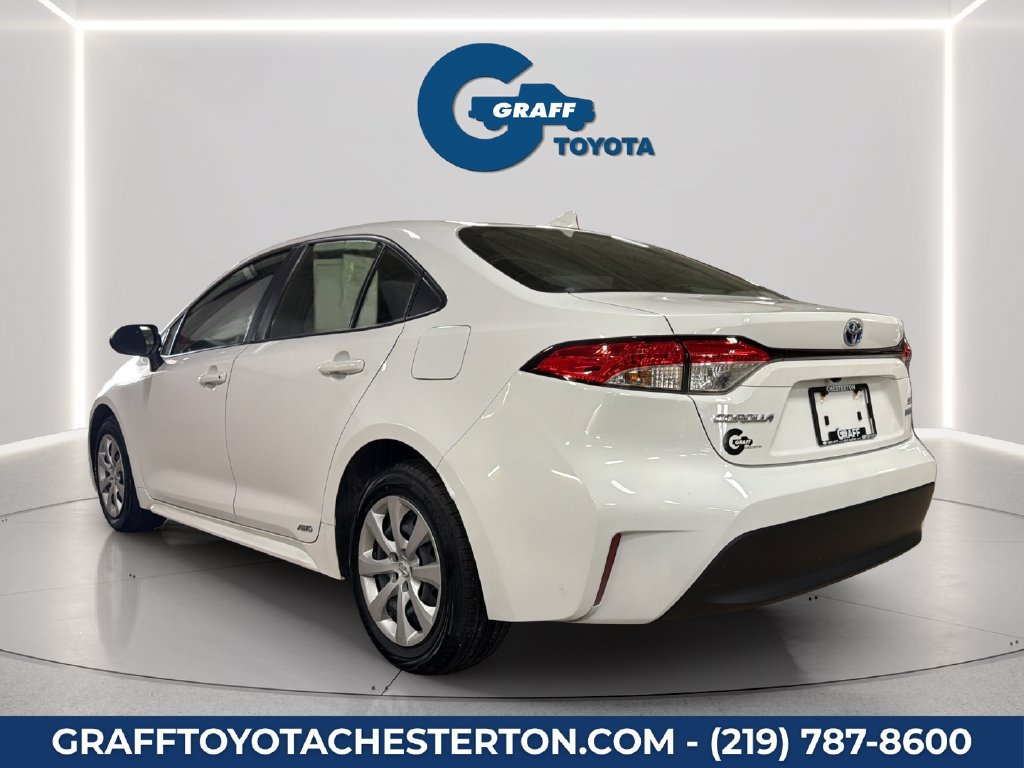 Used 2024 Toyota Corolla LE AWD/4WD image 9