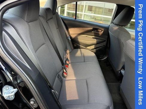 Used 2025 Toyota Corolla LE w/ LE Premium Package FWD image 12
