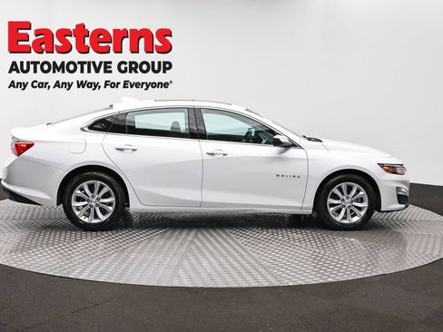 Used 2024 Chevrolet Malibu LT FWD image 3