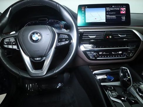 Used 2023 BMW 540i xDrive AWD/4WD image 29